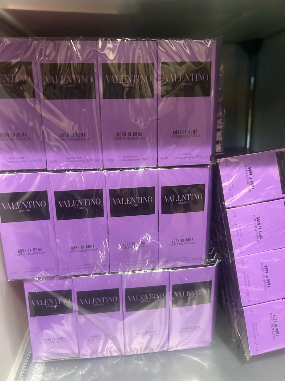 4 packs Valentino Born in Roma Purple Melancholia 64 samples